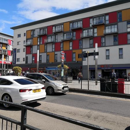 Carnation Flat A In Wembley Daire Londra Dış mekan fotoğraf