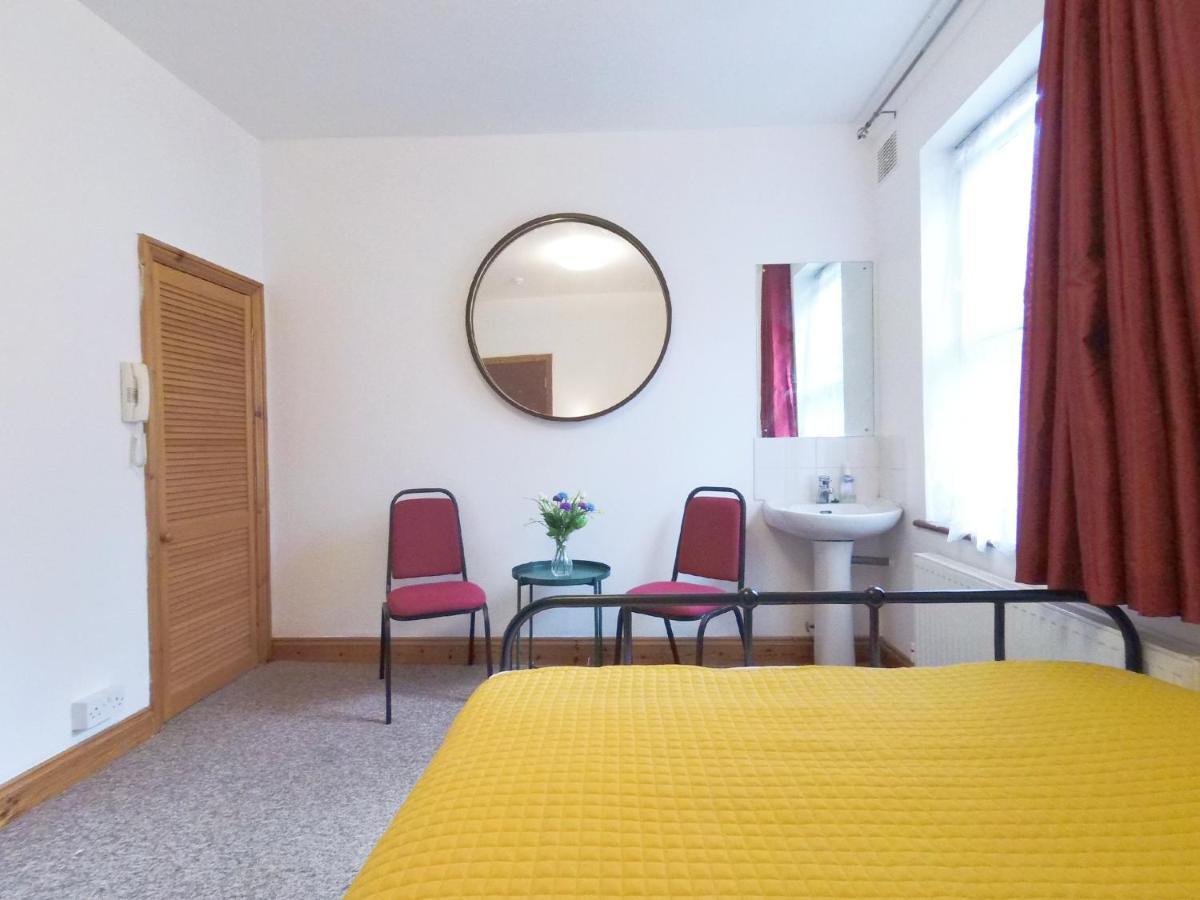 Carnation Flat A In Wembley Daire Londra Dış mekan fotoğraf