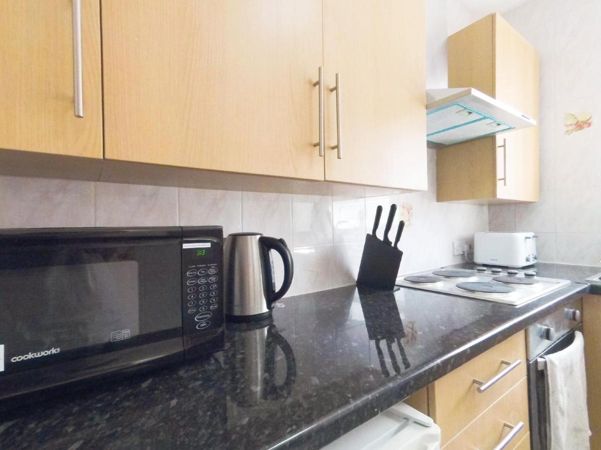 Carnation Flat A In Wembley Daire Londra Dış mekan fotoğraf
