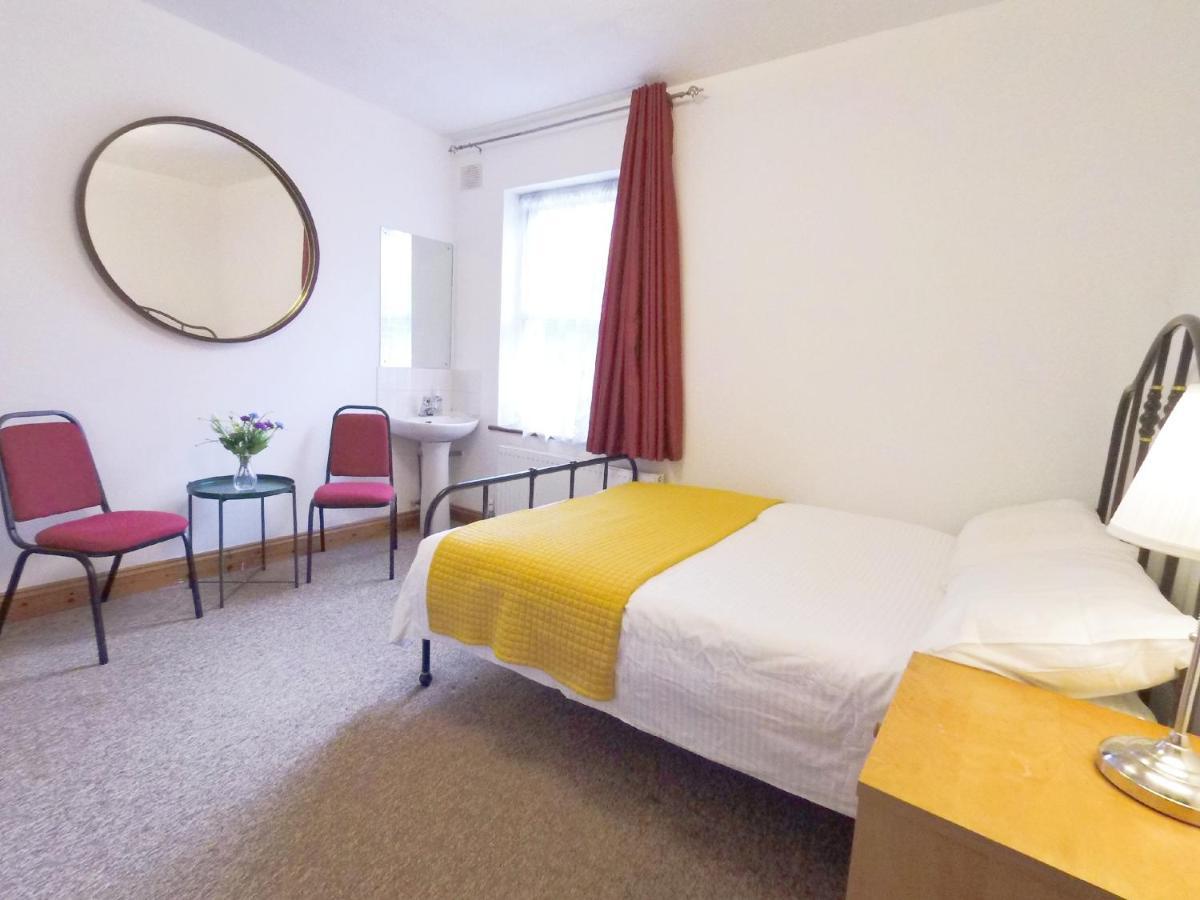 Carnation Flat A In Wembley Daire Londra Dış mekan fotoğraf