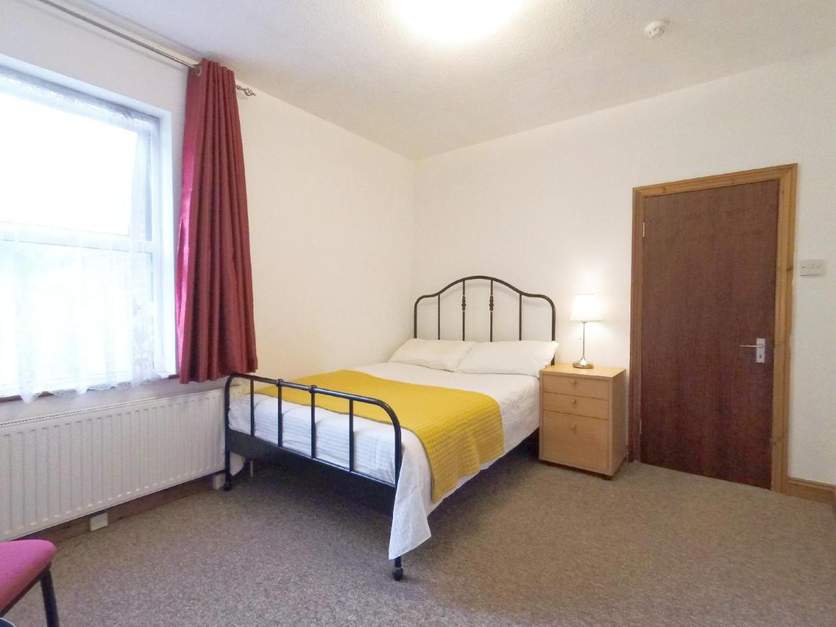 Carnation Flat A In Wembley Daire Londra Dış mekan fotoğraf
